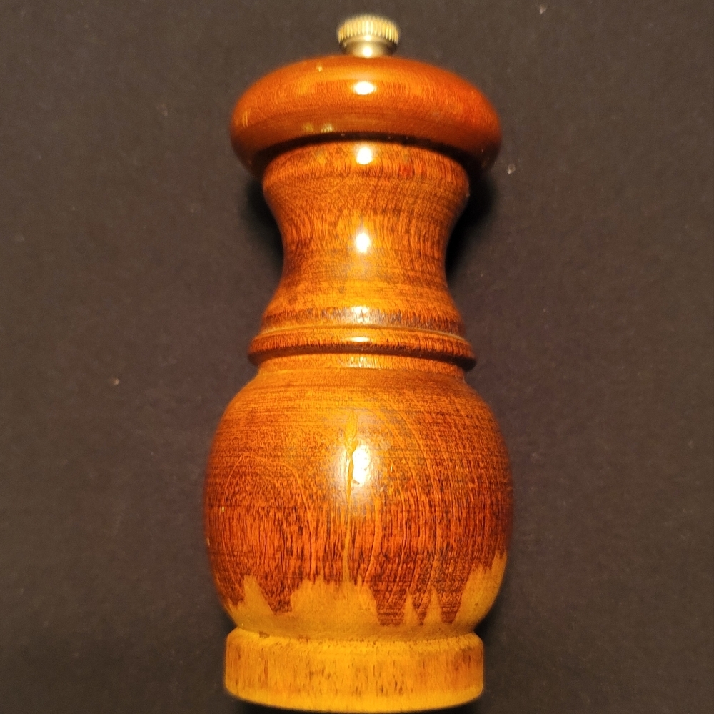 Wooden Pepper mill